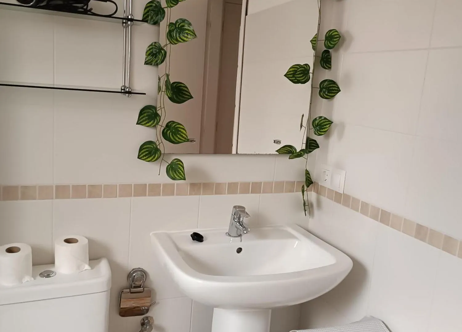 Bolivia Beach Apartments Malaga
