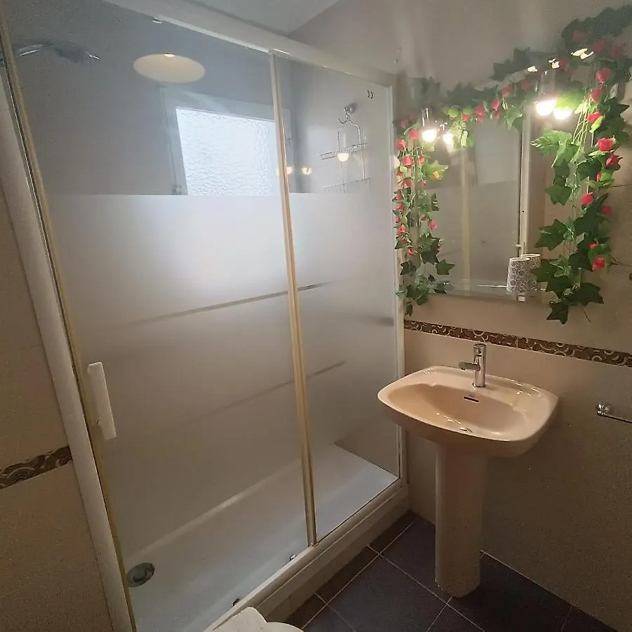 Bolivia Beach Apartments Malaga 0*,