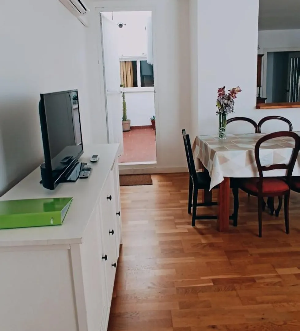 Bolivia Beach Apartments Malaga